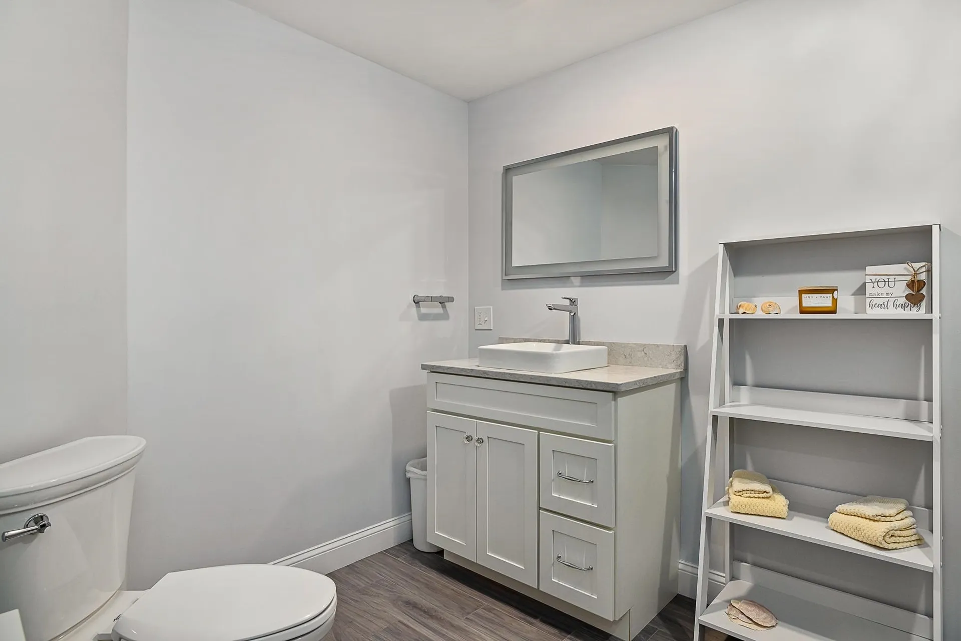 27 Drakes Landing Hampton NH 03842