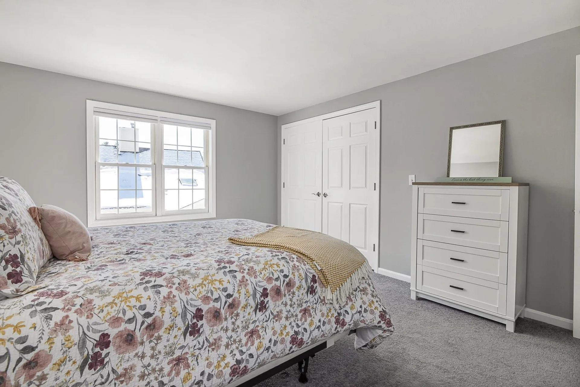 27 Drakes Landing Hampton NH 03842
