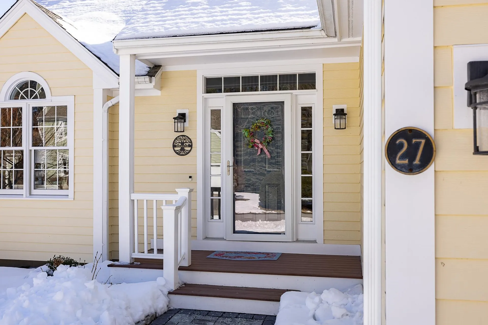 27 Drakes Landing Hampton NH 03842