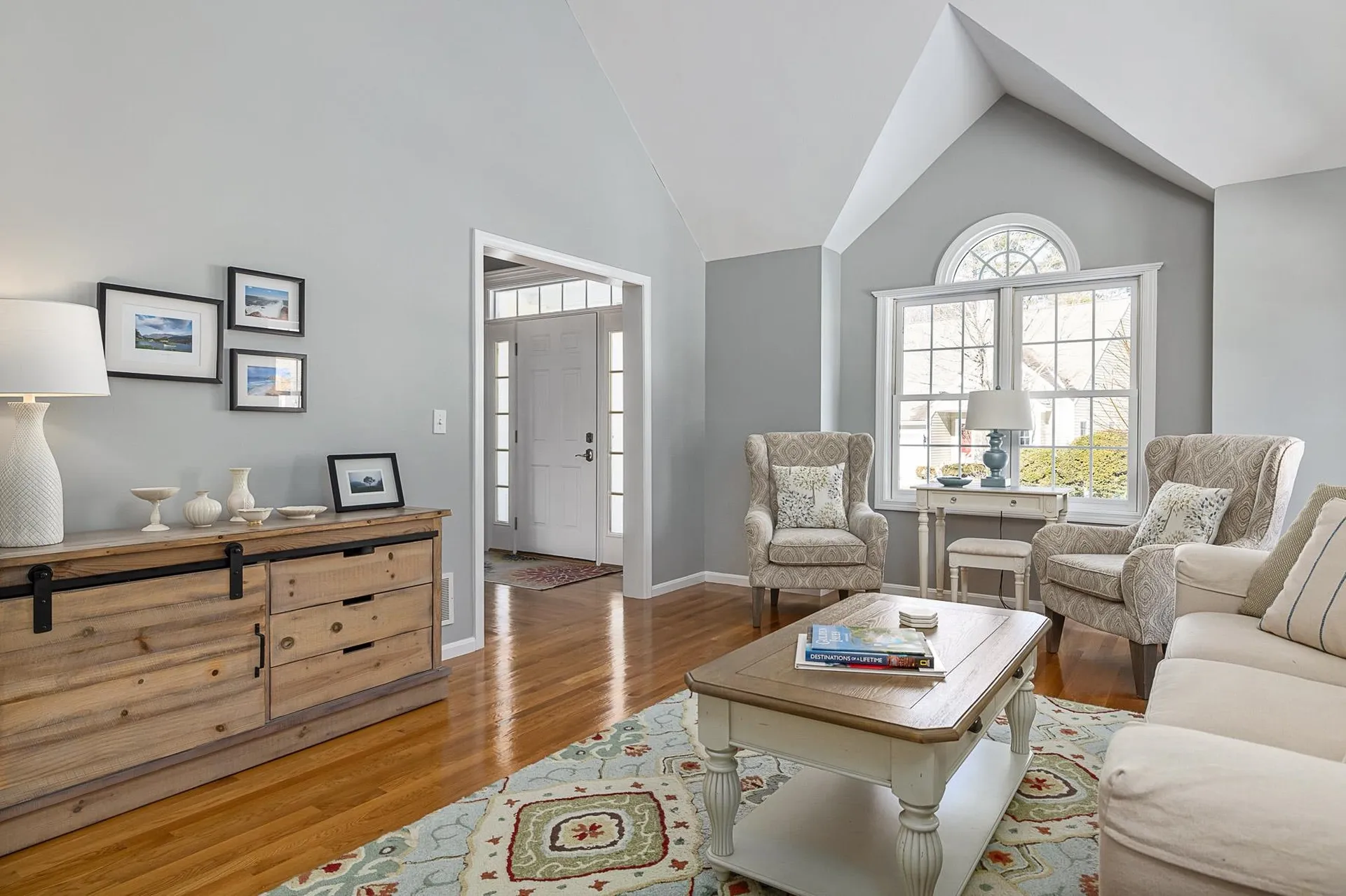 27 Drakes Landing Hampton NH 03842