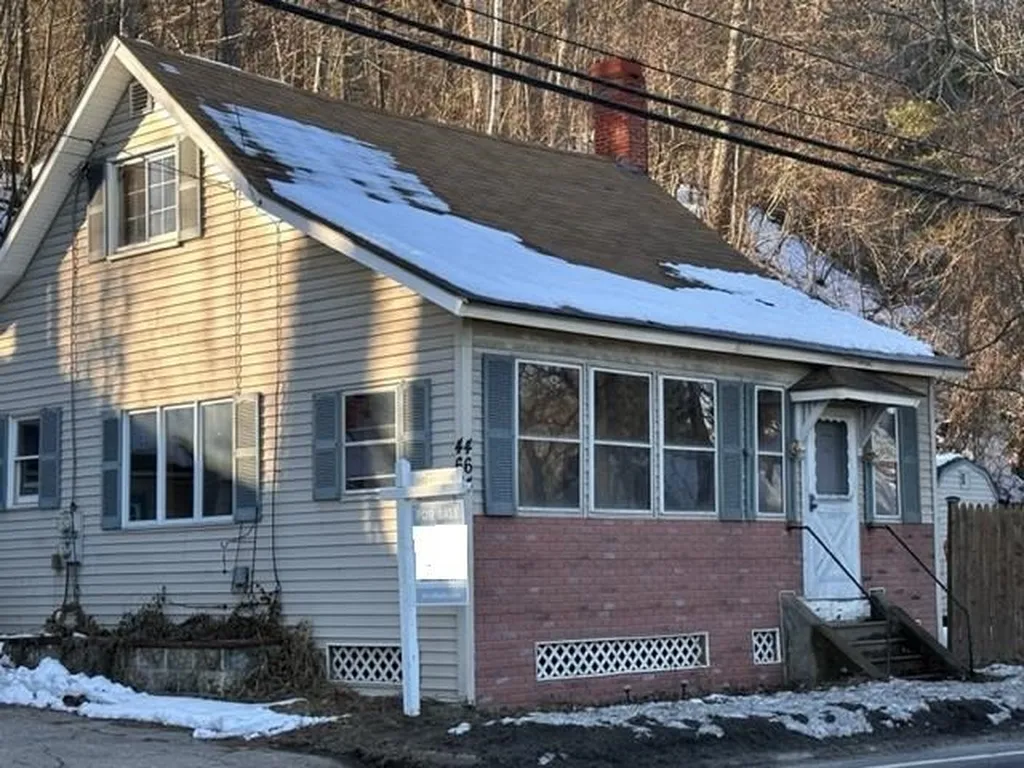 464 West River Road Hooksett NH 03106