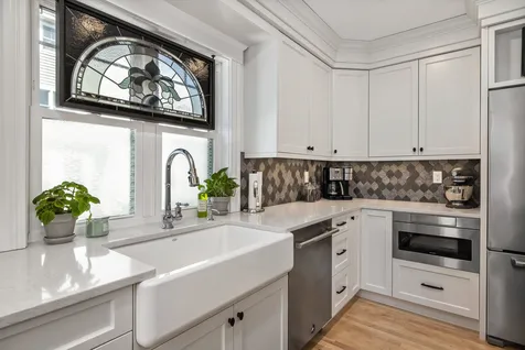 302 Miller Avenue Portsmouth NH 03801