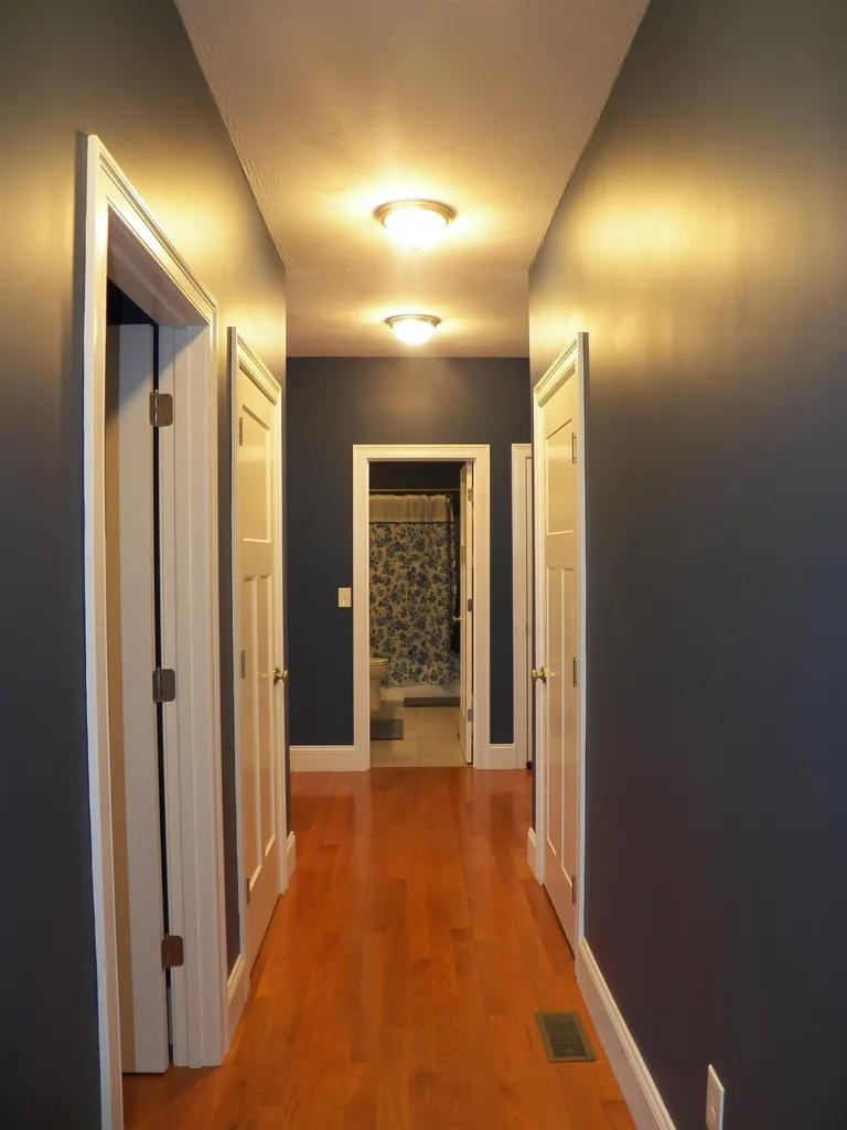 6 Russell Lane Raymond NH 03077