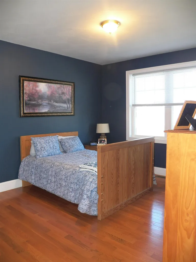 6 Russell Lane Raymond NH 03077