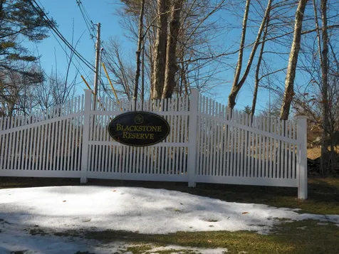 6 Russell Lane Raymond NH 03077