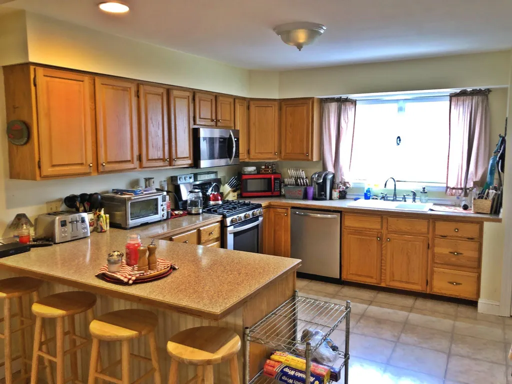 18 Howard Street Keene NH 03431