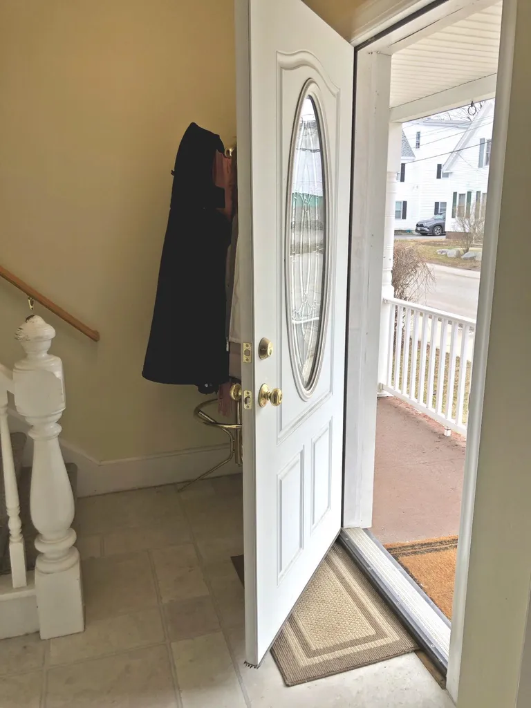 18 Howard Street Keene NH 03431
