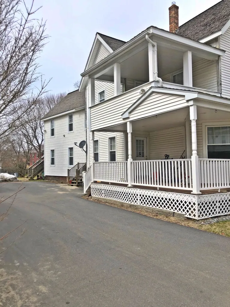 18 Howard Street Keene NH 03431
