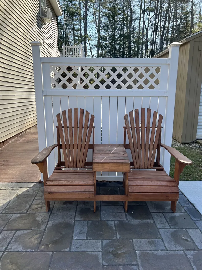 112 Leavitt Road Fremont NH 03044