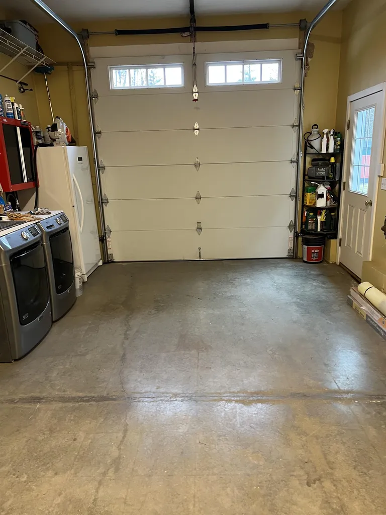 112 Leavitt Road Fremont NH 03044