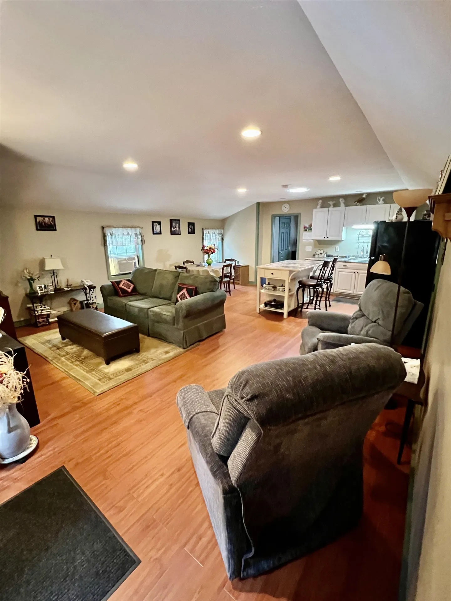 112 Leavitt Road Fremont NH 03044
