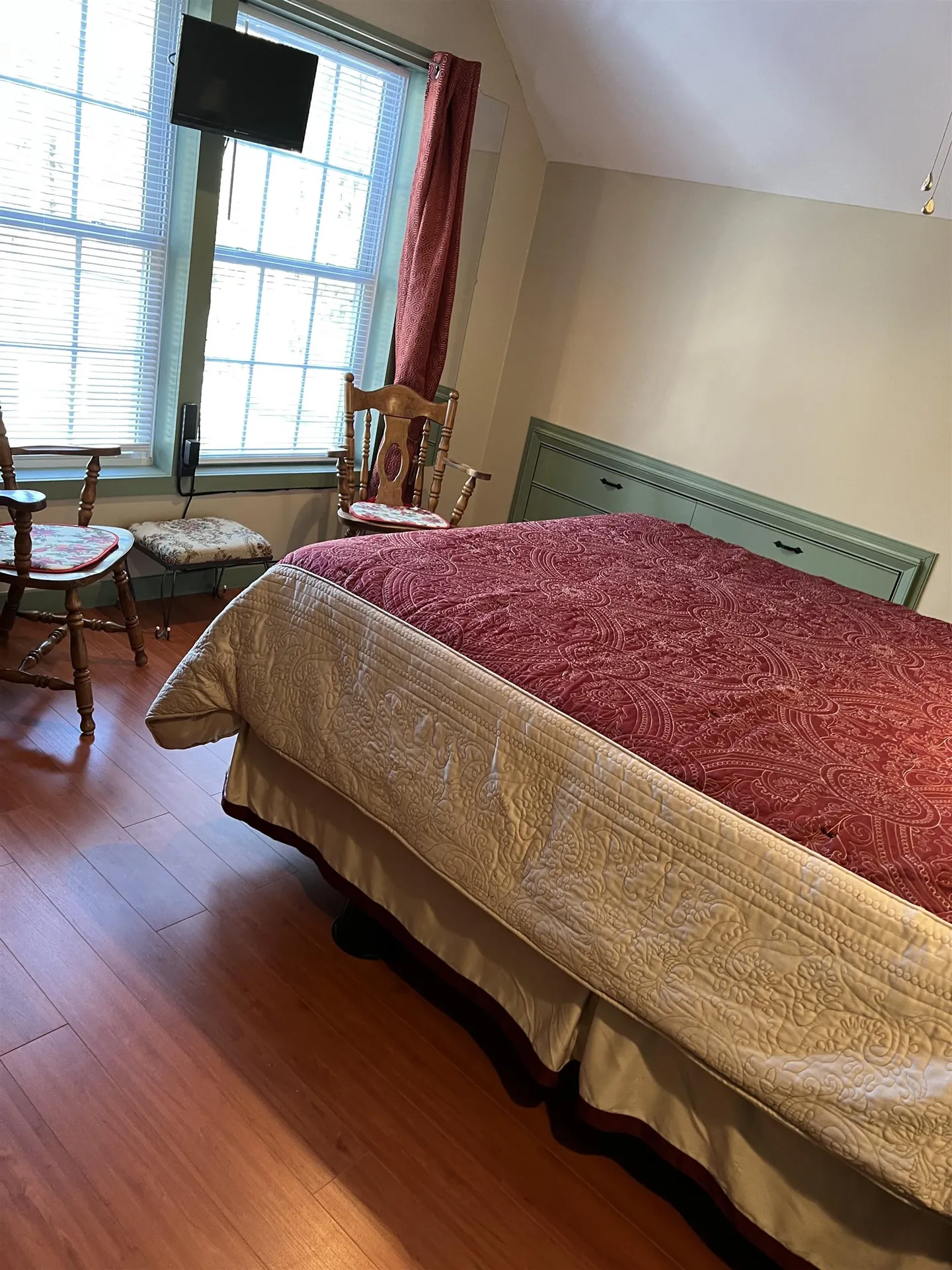 112 Leavitt Road Fremont NH 03044