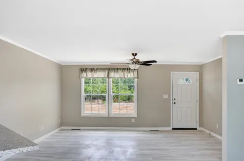 32 Margarets Way Ossipee NH 03864