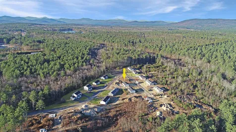 32 Margarets Way Ossipee NH 03864