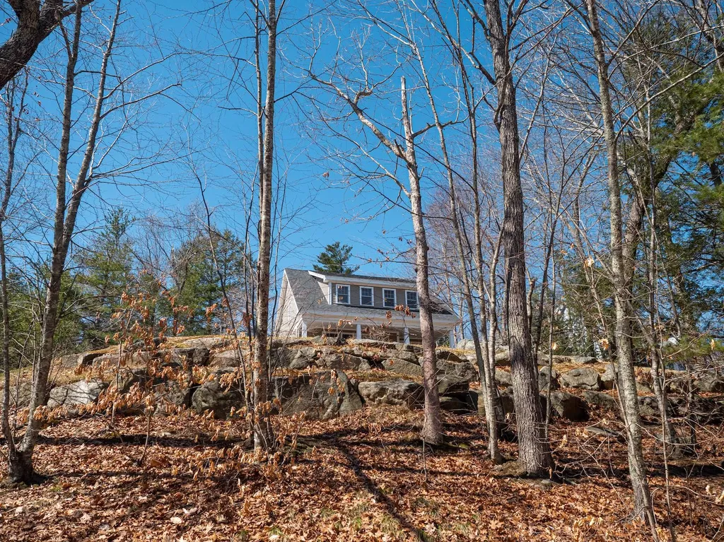 20 Wood Ridge Lane Exeter NH 03833