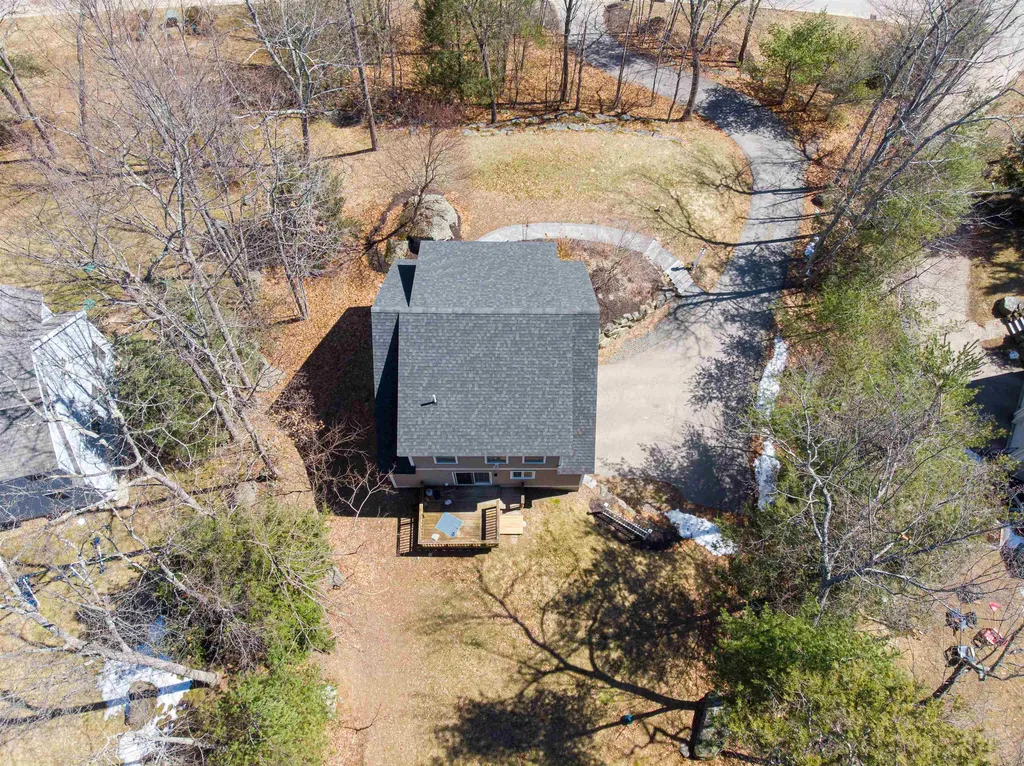 20 Wood Ridge Lane Exeter NH 03833