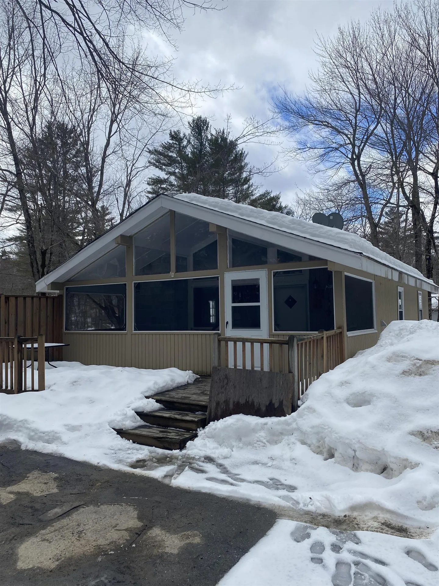 25 Murdough Road Stoddard NH 03464