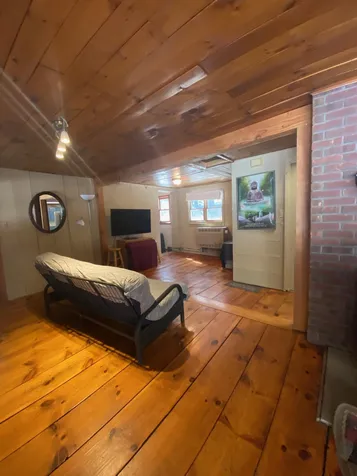 512 Hinesburg Road Brattleboro VT 05301