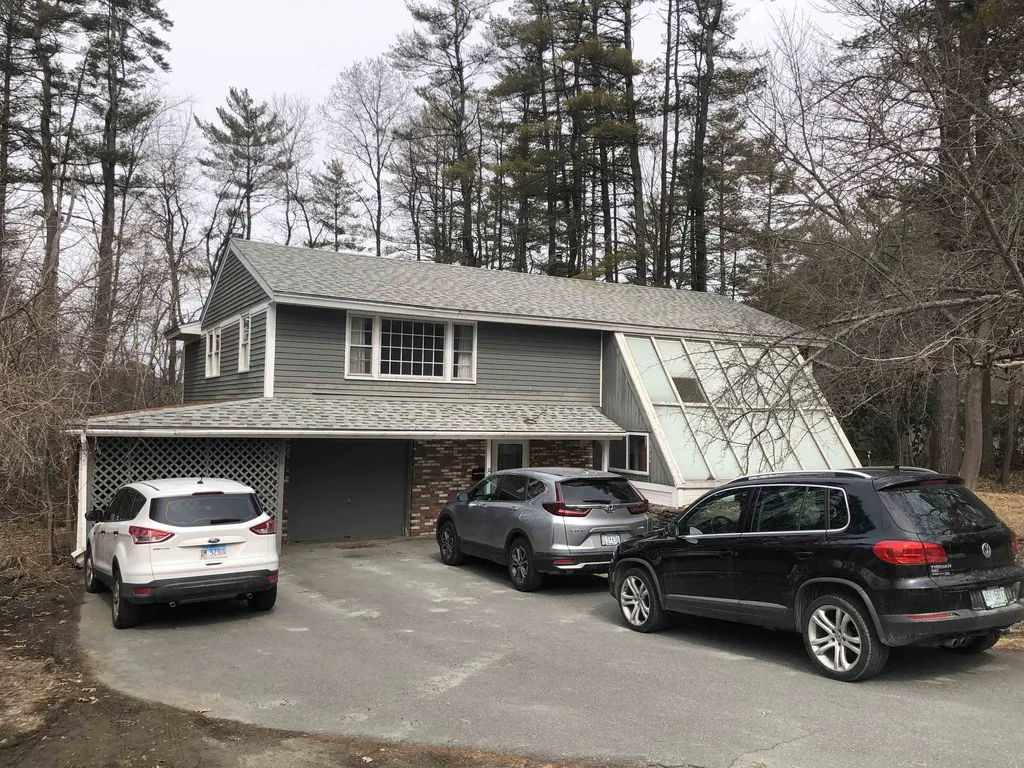 8 Carter Street Hanover NH 03755