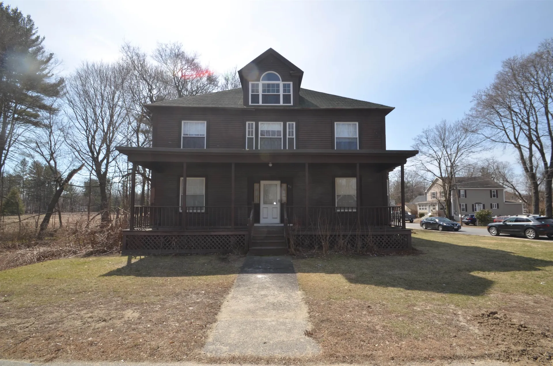 51 Central Street Hudson NH 03051