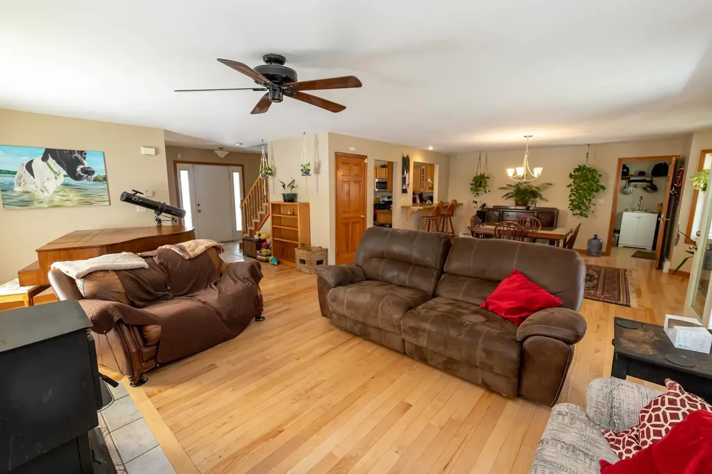 152 Melendy Road Milford NH 03055