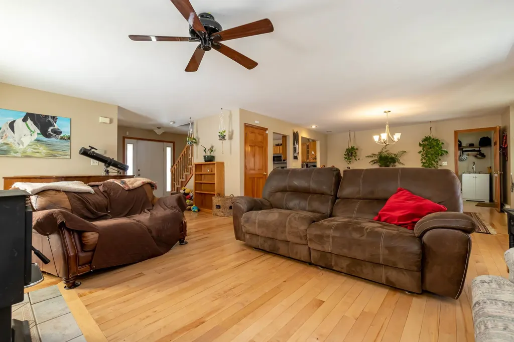 152 Melendy Road Milford NH 03055