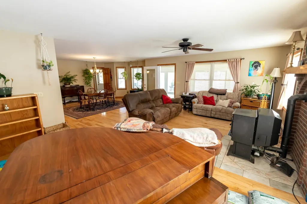 152 Melendy Road Milford NH 03055
