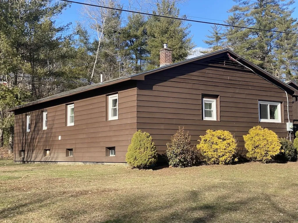 28 Old Mill Brook Road Westmoreland NH 03467