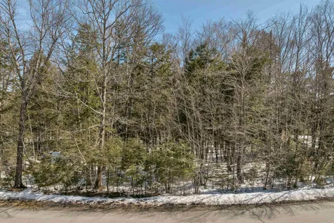 16 Morgan Way Gilford NH 03249