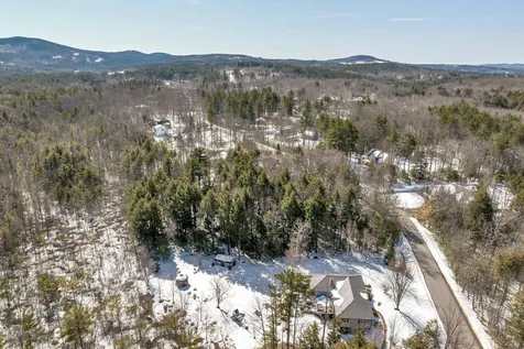 16 Morgan Way Gilford NH 03249