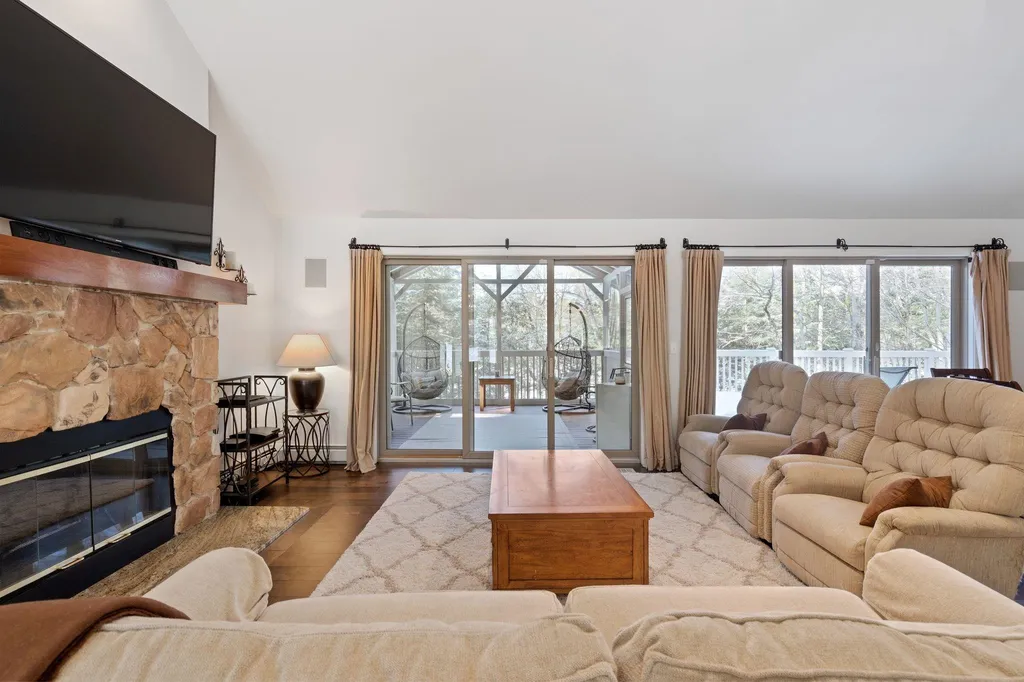 63 Anderson Pond Road Grantham NH 03753