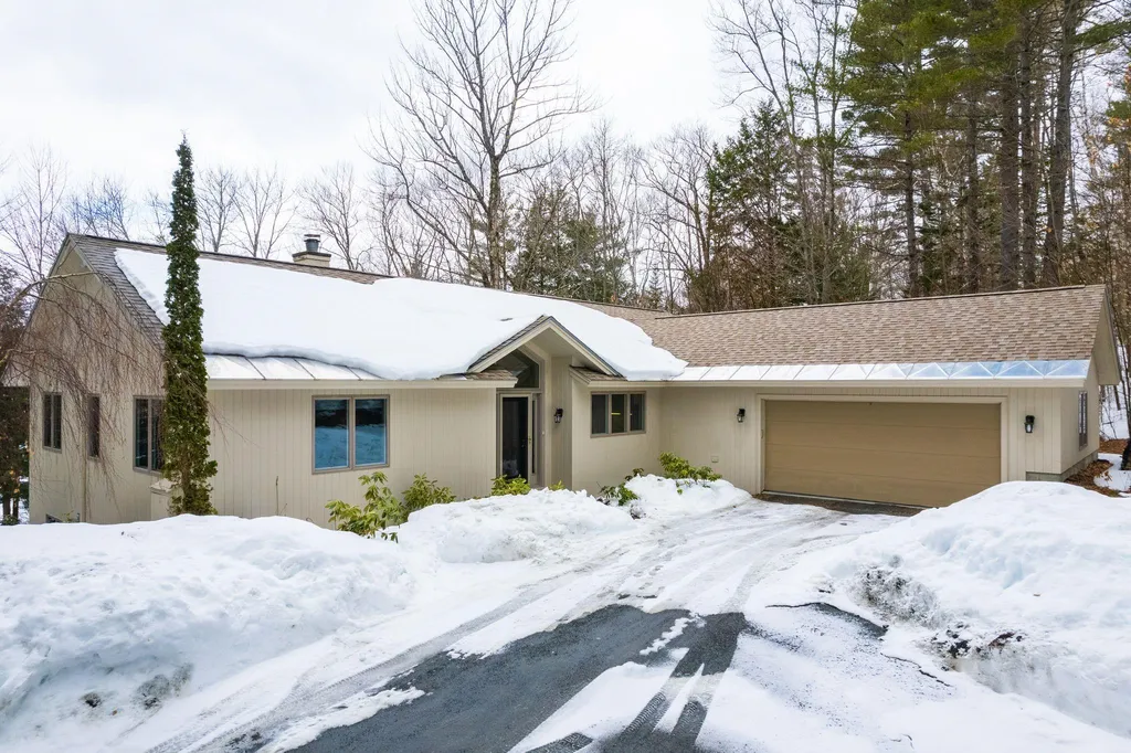 63 Anderson Pond Road Grantham NH 03753