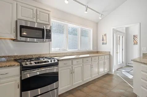 63 Anderson Pond Road Grantham NH 03753
