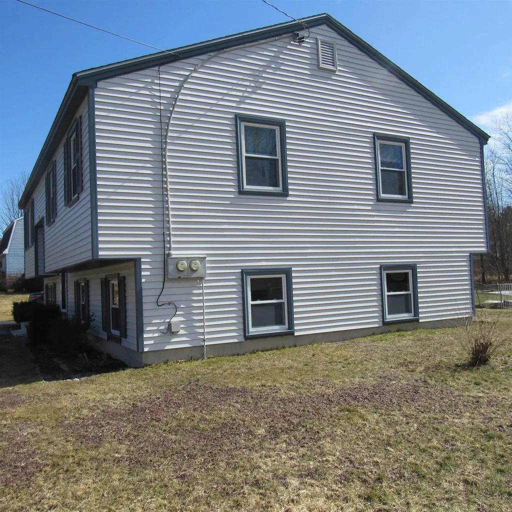 11 Melissa Drive Pembroke NH 03275