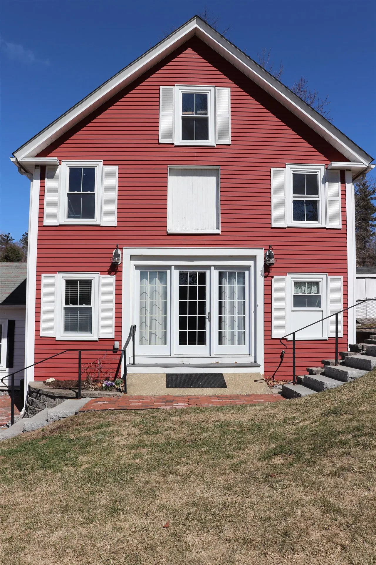 12 Summer Street Goffstown NH 03045