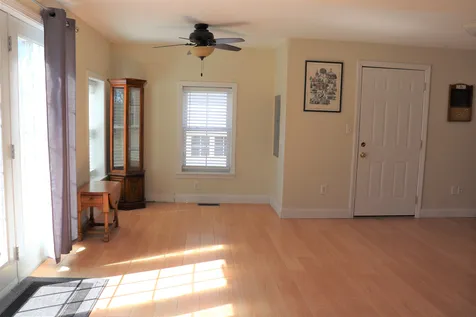 12 Summer Street Goffstown NH 03045