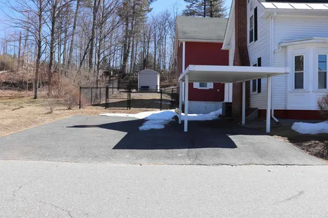 12 Summer Street Goffstown NH 03045