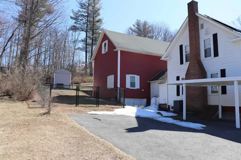 12 Summer Street Goffstown NH 03045