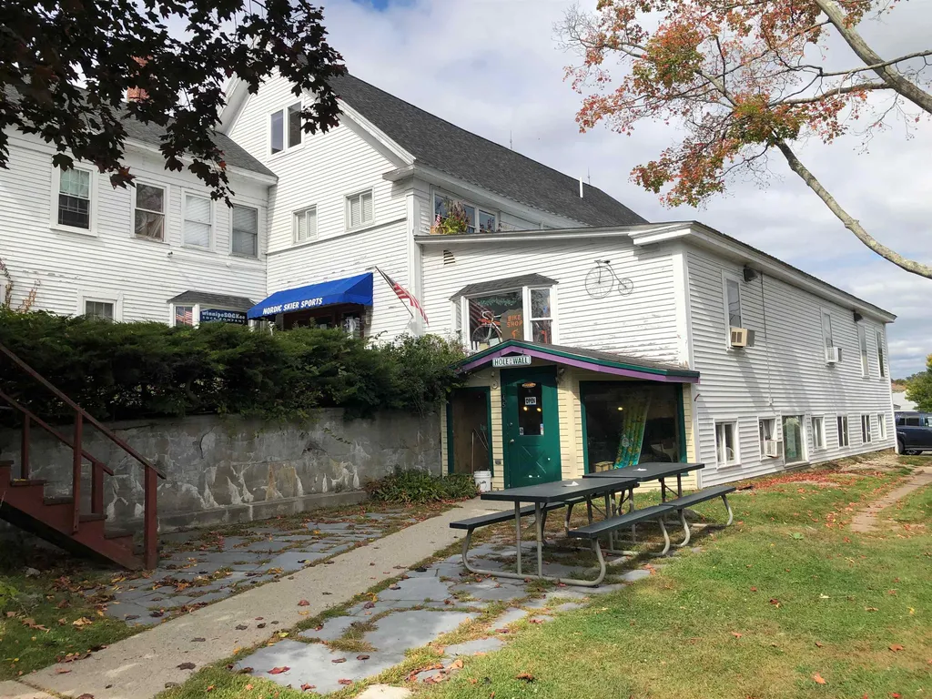 45 North Main Street Wolfeboro NH 03894
