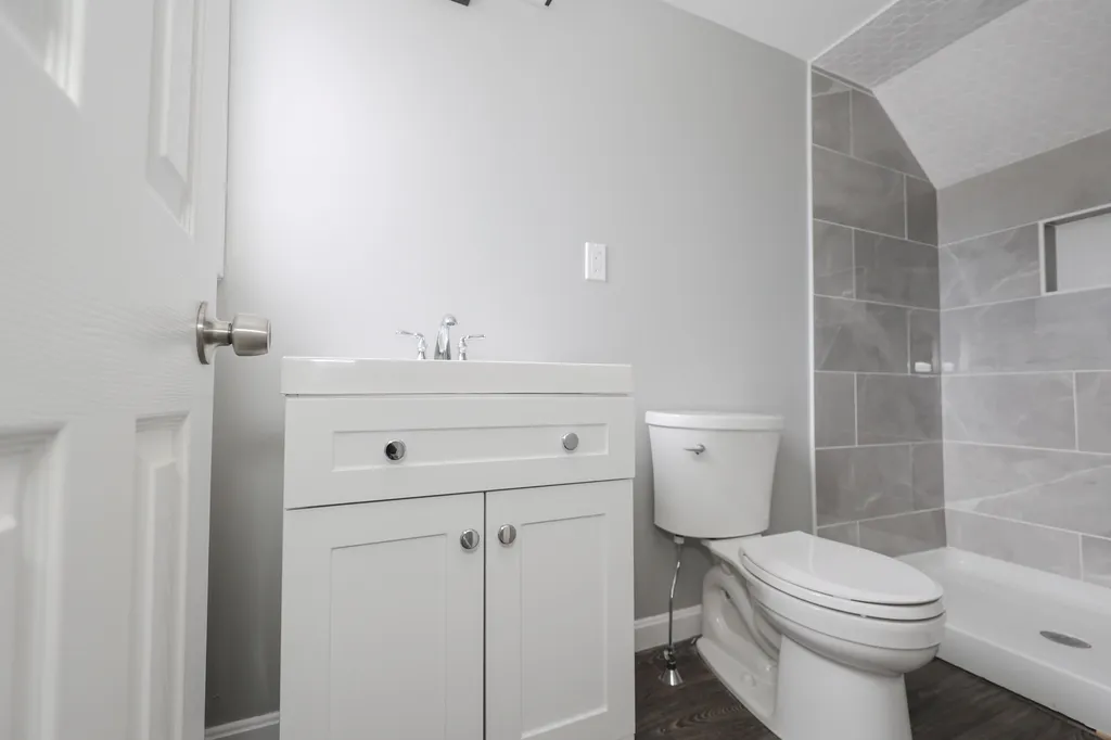 54 Abbott Street Nashua NH 03064