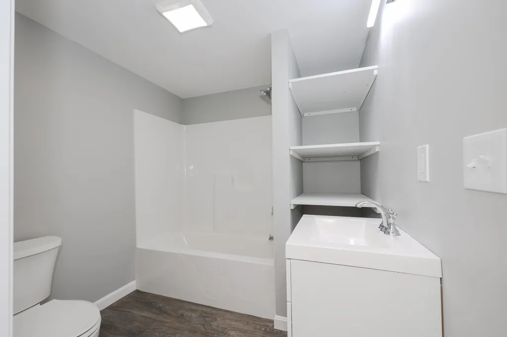 54 Abbott Street Nashua NH 03064