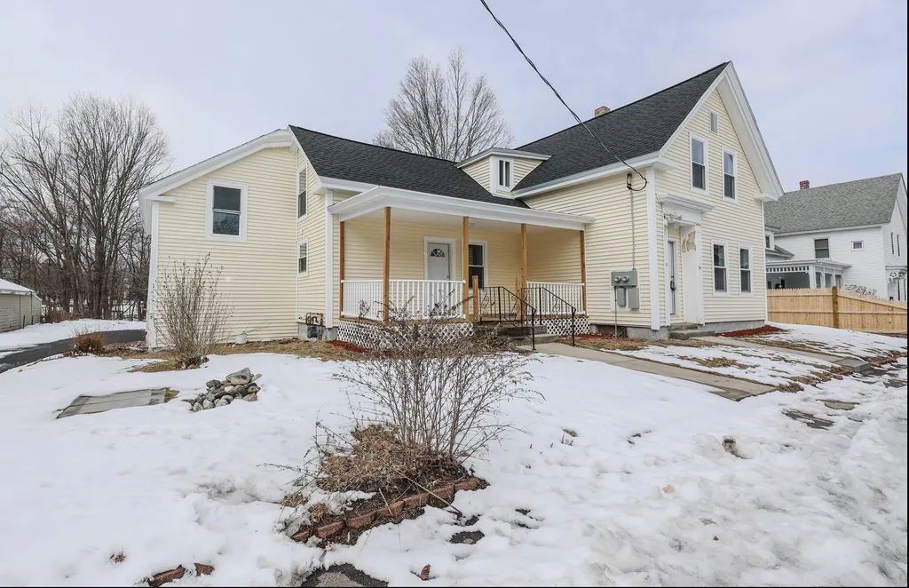 54 Abbott Street Nashua NH 03064