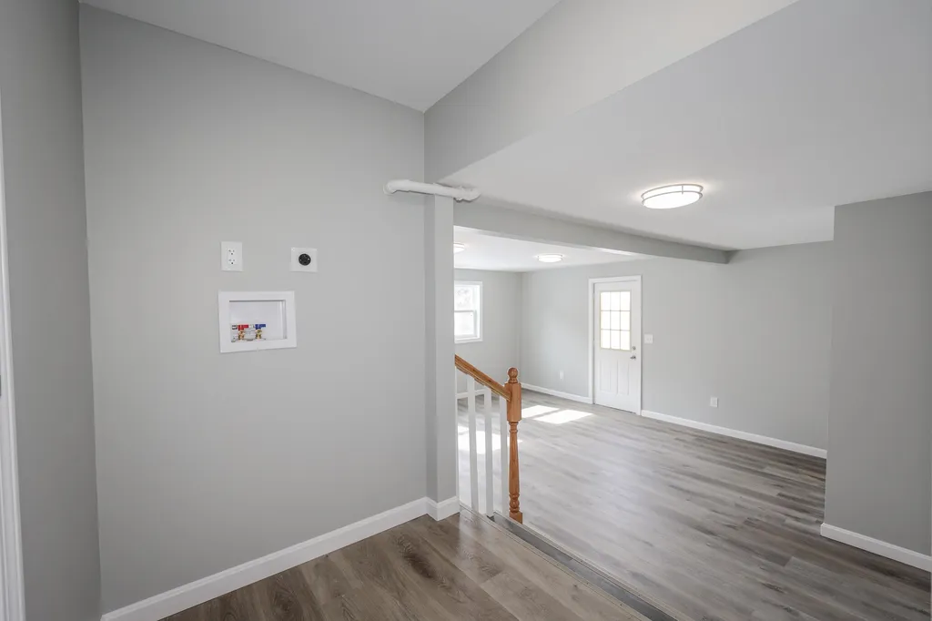 54 Abbott Street Nashua NH 03064