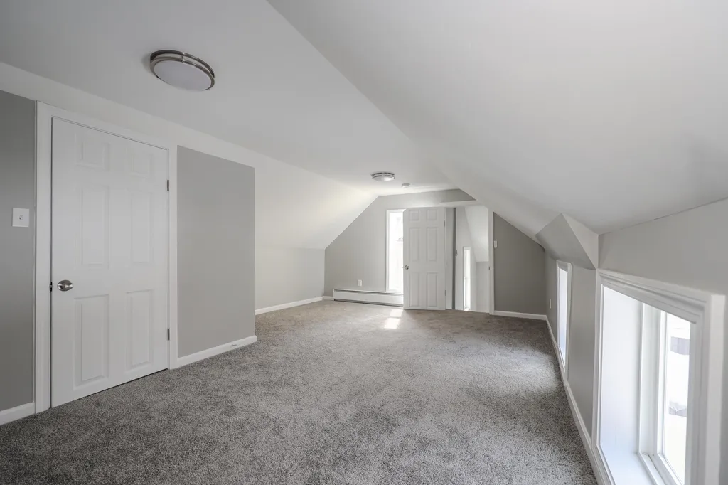 54 Abbott Street Nashua NH 03064