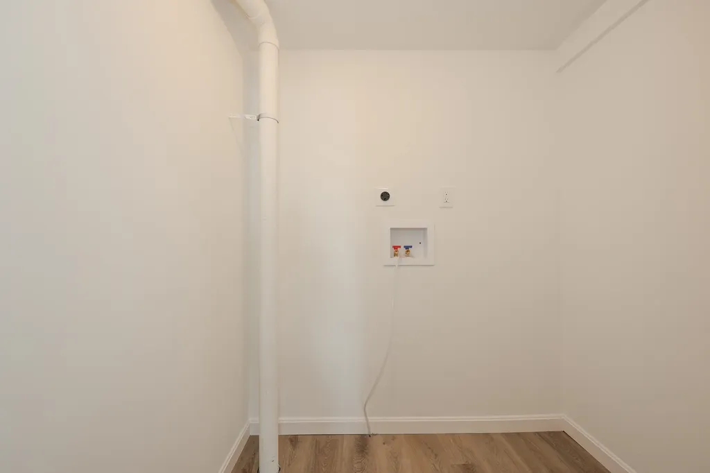 54 Abbott Street Nashua NH 03064