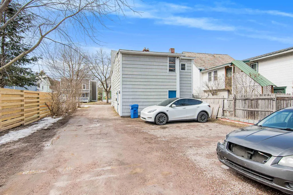 64 Hyde Street Burlington VT 05401