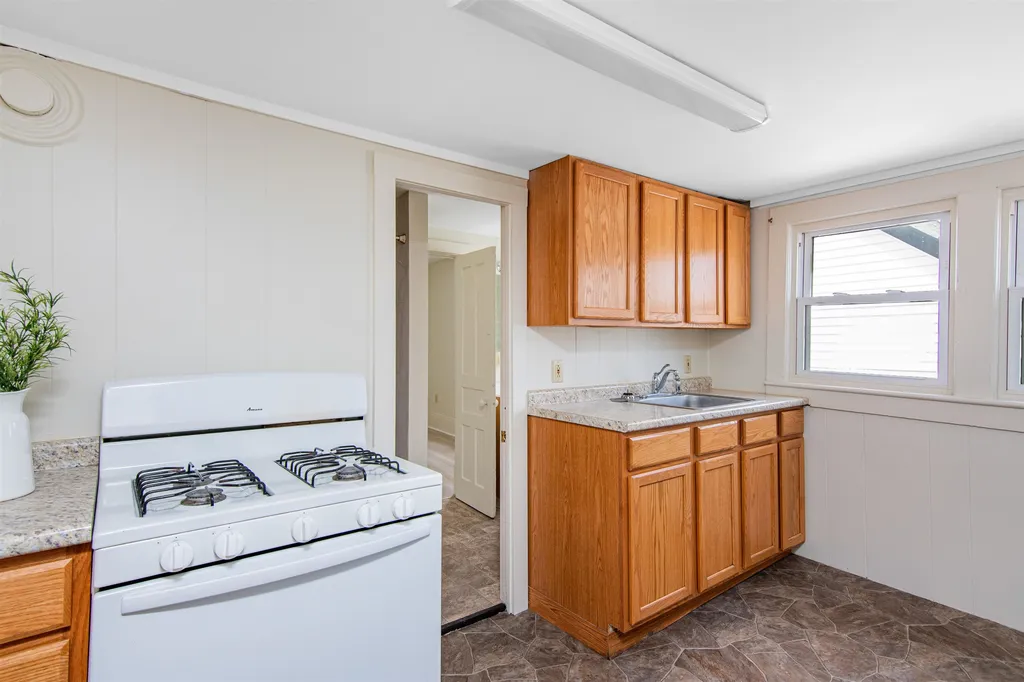 64 Hyde Street Burlington VT 05401