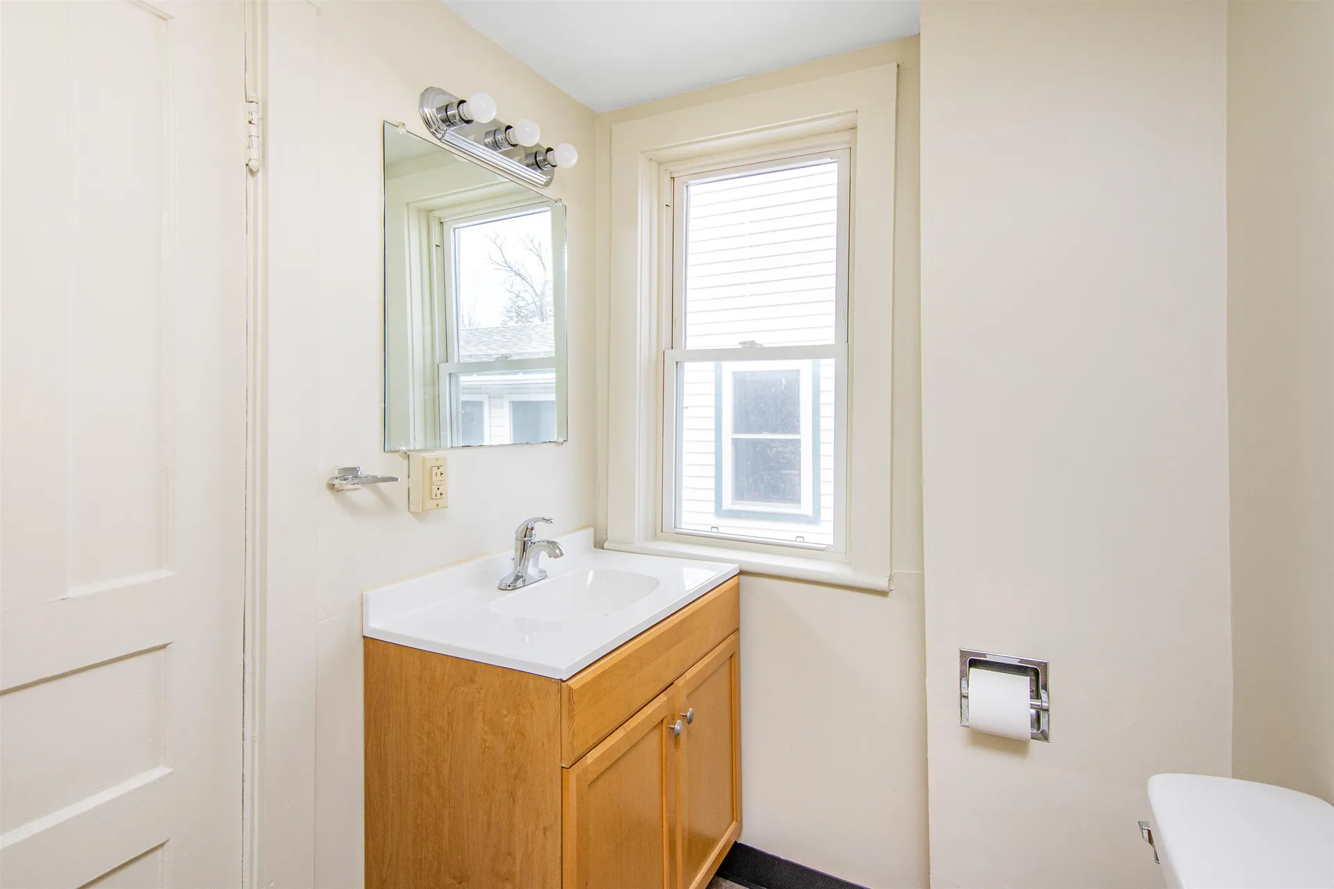 64 Hyde Street Burlington VT 05401