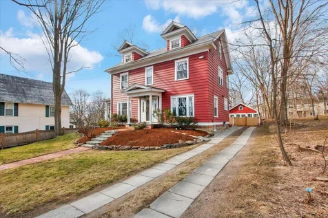 82 Adams Street Burlington VT 05401