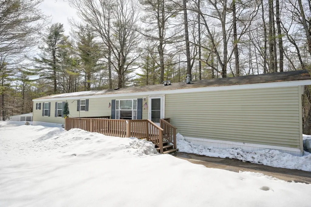 81 Mt Lyman Way Conway NH 03813